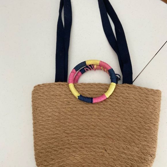 Gap Jute Bag Circular Handles & Shoulder Straps - Picture 4 of 7